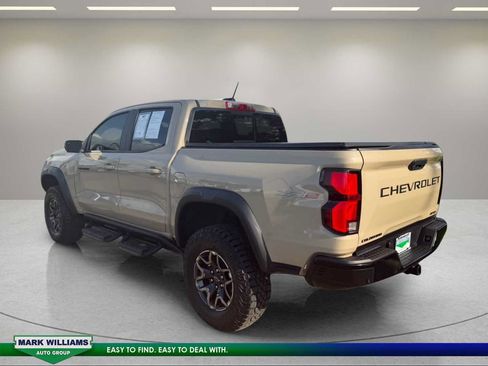Used 2024 Chevrolet Colorado ZR2 w/ ZR2 Convenience Package III AWD/4WD image 4