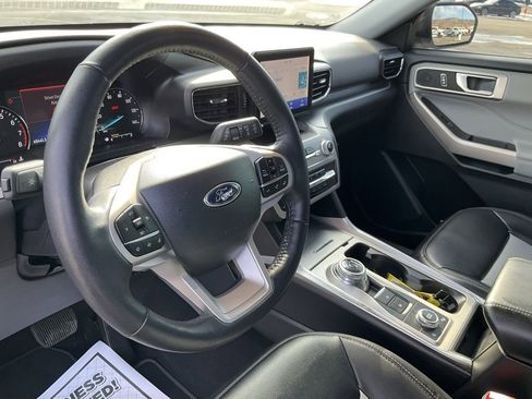 Used 2023 Ford Explorer XLT w/ Equipment Group 202A image 16