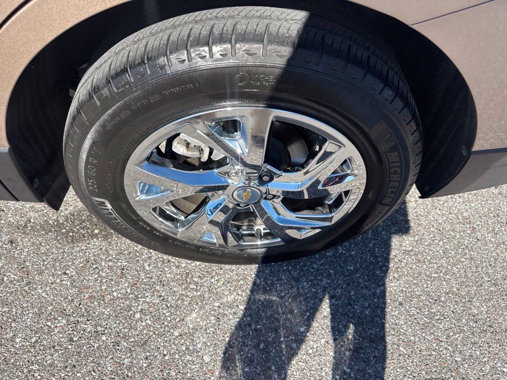 Used 2019 Chevrolet Equinox LT FWD image 8