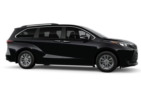 New 2026 Toyota Sienna XLE AWD/4WD image 13