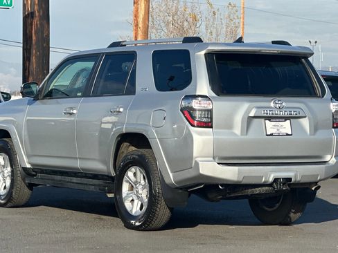 Used 2024 Toyota 4Runner SR5 image 6