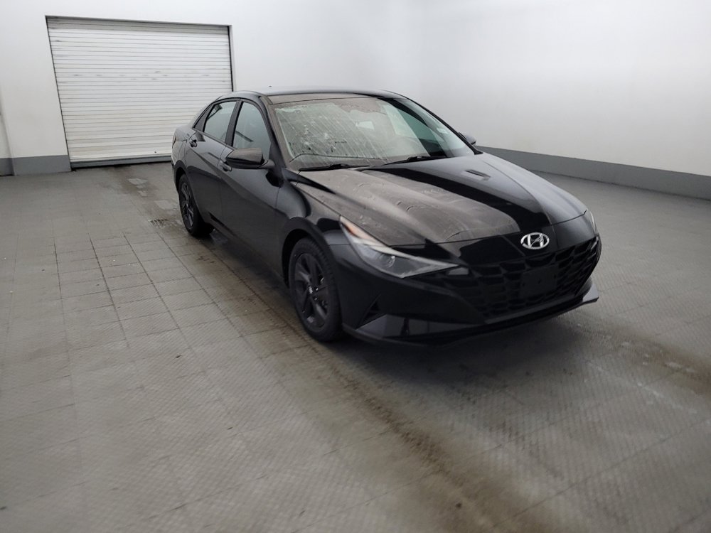 Used 2023 Hyundai Elantra SEL FWD image 13