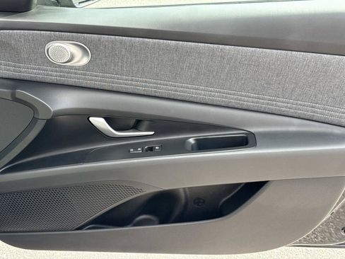 Certified 2026 Hyundai Elantra Limited FWD image 19