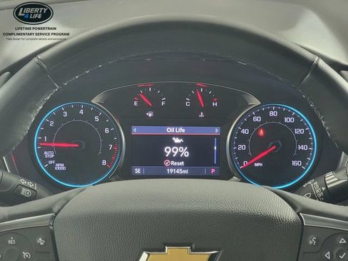 Used 2024 Chevrolet Traverse LT AWD/4WD image 28