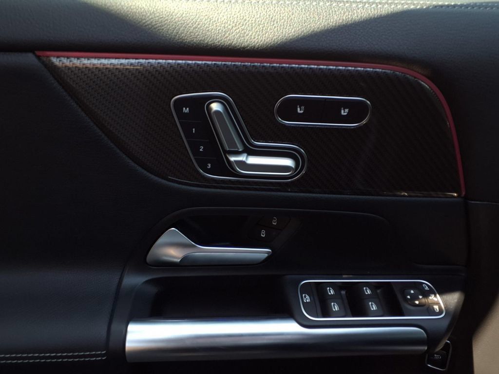 Used 2022 Mercedes-Benz GLA 45 AMG 4MATIC image 20