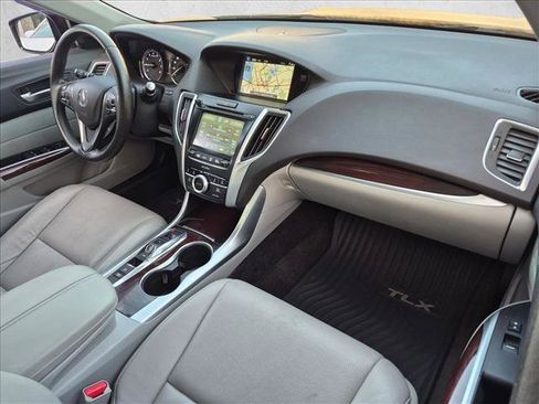 Used 2015 Acura TLX w/ Technology Package FWD image 20