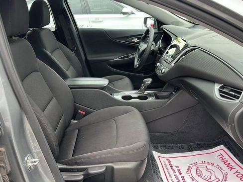 Used 2023 Chevrolet Malibu LT FWD image 13
