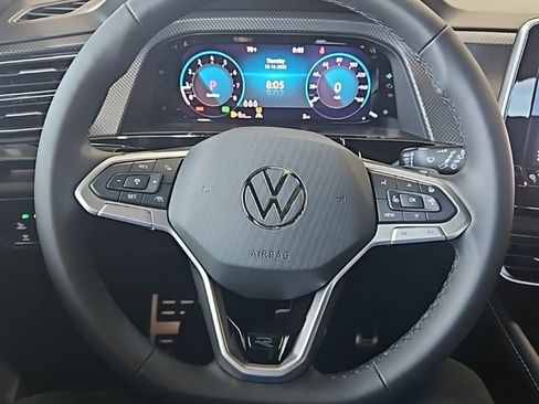 New 2026 Volkswagen Atlas Cross Sport SEL R-Line image 37