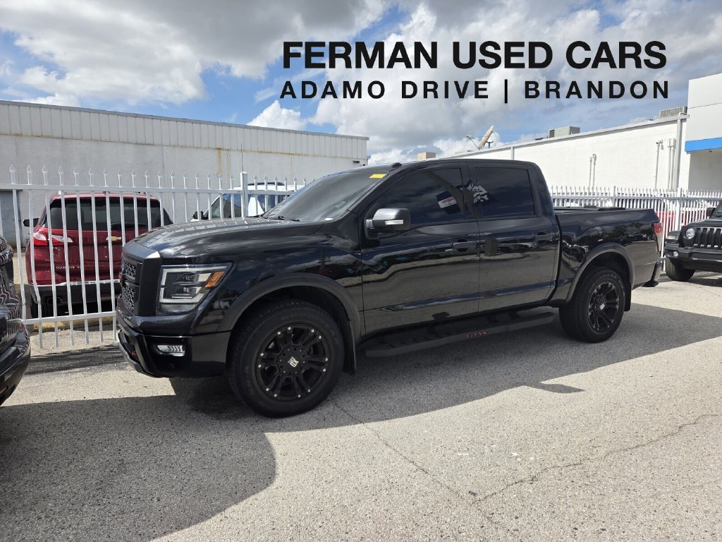 Used 2021 Nissan Titan PRO-4X w/ Pro-4x Convenience Package AWD/4WD image 1