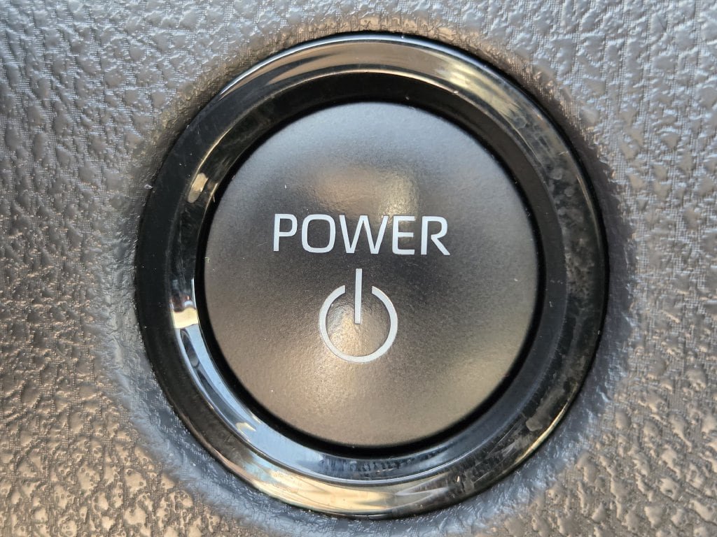 Used 2025 Toyota Camry LE FWD image 22
