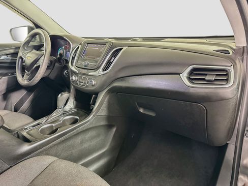 Used 2020 Chevrolet Equinox LT FWD image 30