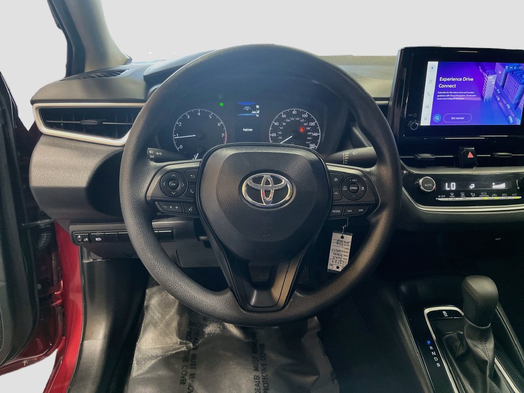 Used 2025 Toyota Corolla LE FWD image 11
