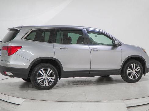 Used 2018 Honda Pilot EX image 15