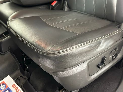 Used 2012 RAM 2500 Laramie w/ Cold Weather Group image 14