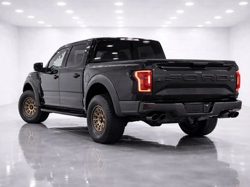 Used 2018 Ford F150 Raptor w/ Equipment Group 801A Mid AWD/4WD image 3