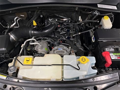 Used 2011 Dodge Nitro Heat image 23