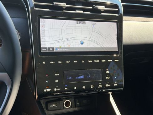 Used 2024 Hyundai Tucson Limited AWD/4WD image 21