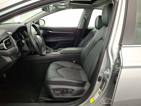 Certified 2023 Toyota Camry SE w/ Cold Weather Package FWD image 3