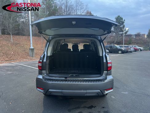 Used 2023 Nissan Armada SV image 32