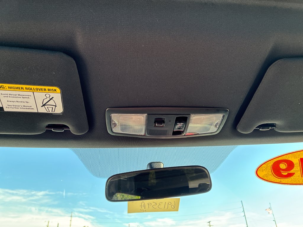 Used 2019 Mitsubishi Outlander SE AWD/4WD image 16