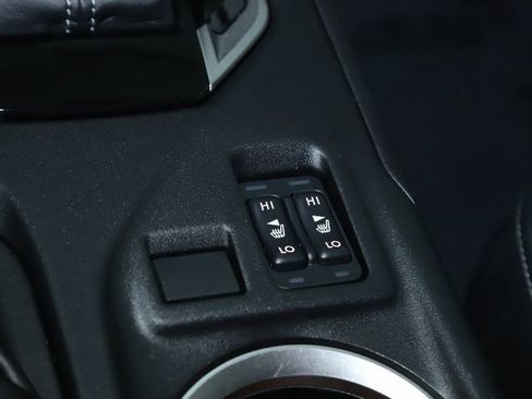 Used 2022 Subaru Impreza 2.0i Limited w/ Popular Package #2 image 29