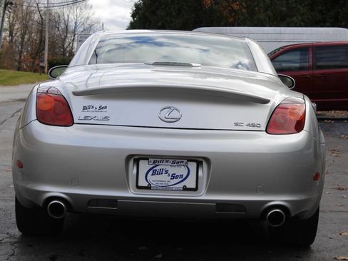 Used 2002 Lexus SC 430 Convertible image 9