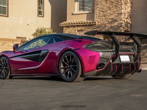 Used 2018 McLaren 570S Spider RWD image 16