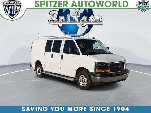 Used 2024 GMC Savana 2500 RWD image 3
