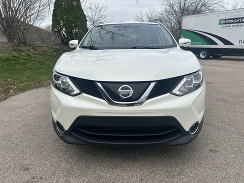 Used 2019 Nissan Rogue Sport SV w/ All-Weather Package image 5