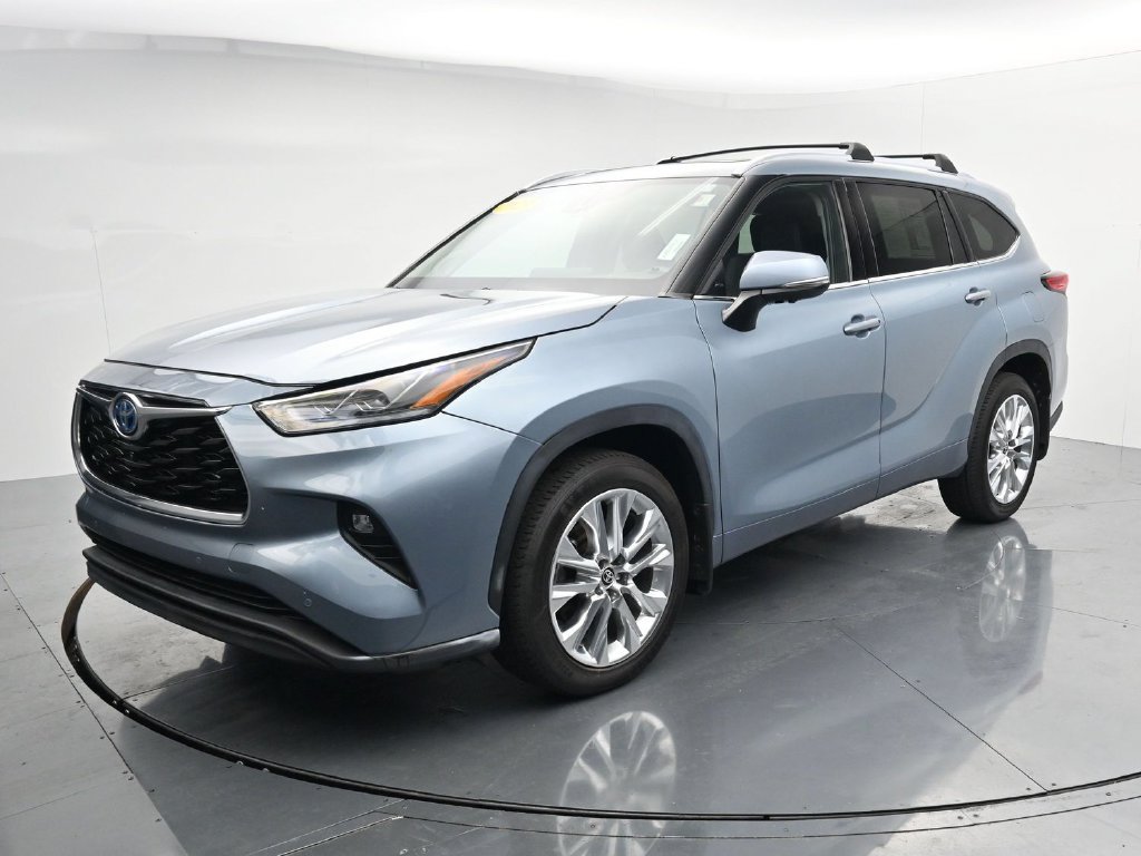 Used 2023 Toyota Highlander Limited AWD/4WD image 4