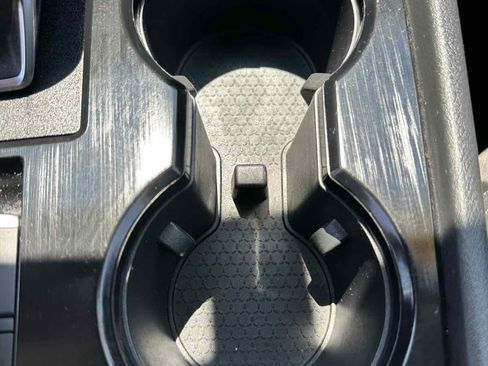 Used 2021 Nissan Rogue SV FWD image 22