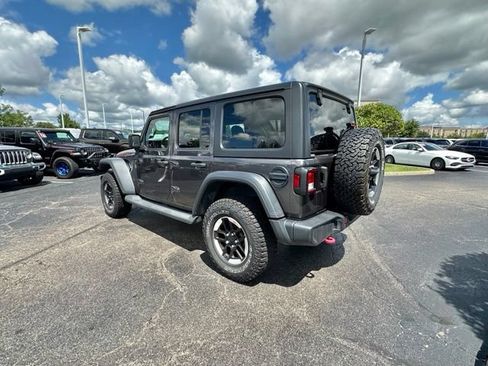 Used 2021 Jeep Wrangler Unlimited Rubicon w/ Cold Weather Group AWD/4WD image 10