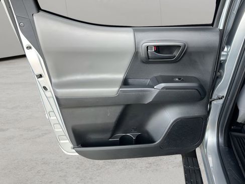 Used 2023 Toyota Tacoma SR image 28
