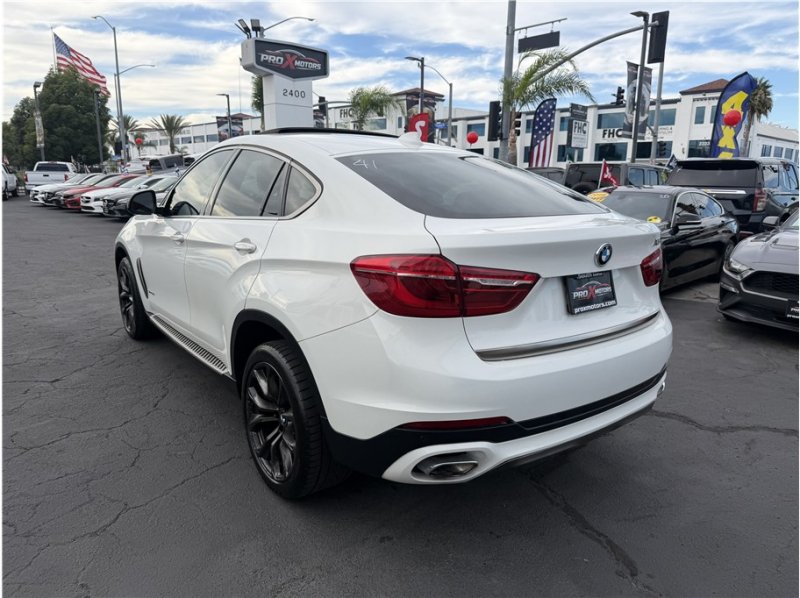 Used 2019 BMW X6 sDrive35i w/ Convenience Package RWD image 10