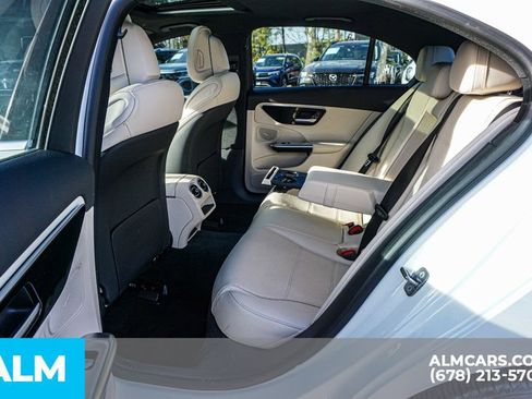 Used 2025 Mercedes-Benz C 300 C 300 image 20