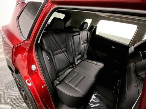New 2026 Nissan Rogue Dark Armor FWD image 33
