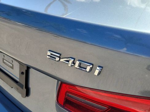 Used 2019 BMW 540i w/ Executive Package image 7