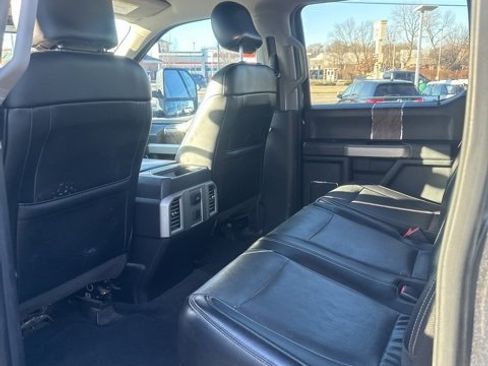Used 2017 Ford F350 Lariat image 20
