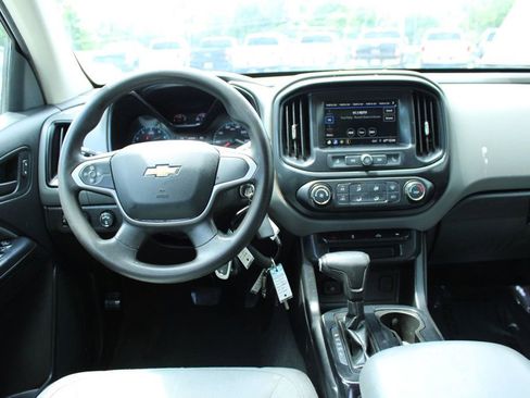 Used 2019 Chevrolet Colorado W/T w/ WT Convenience Package AWD/4WD image 15