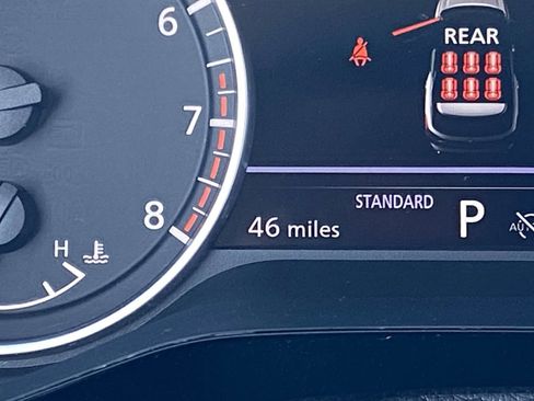 New 2025 Nissan Pathfinder SV image 33