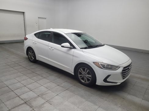 Used 2018 Hyundai Elantra SEL FWD image 11
