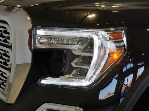 Certified 2022 GMC Sierra 1500 Denali image 35