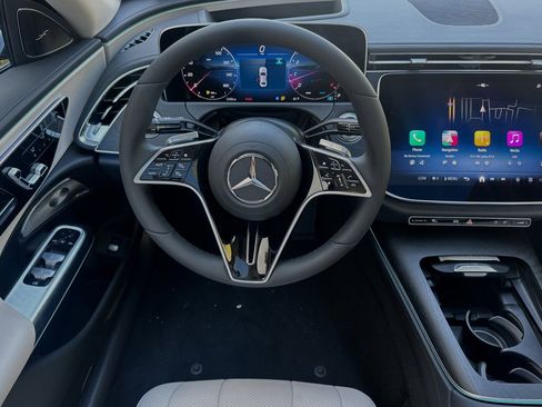 New 2025 Mercedes-Benz E 350 4MATIC Sedan image 17
