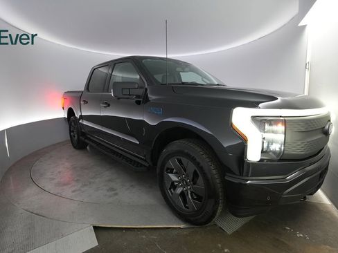 Used 2025 Ford F150 Lightning Flash AWD/4WD image 2