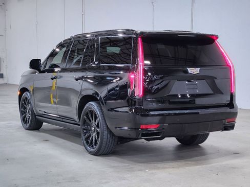 Used 2021 Cadillac Escalade Premium Luxury Platinum image 11