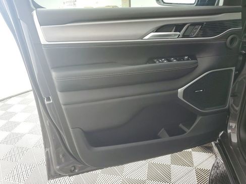 New 2026 Jeep Grand Wagoneer Limited image 26