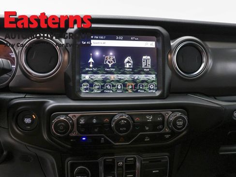 Used 2023 Jeep Wrangler Unlimited Rubicon 4xe w/ Cold Weather Group AWD/4WD image 12