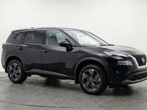 Used 2025 Nissan Rogue SV AWD/4WD image 1