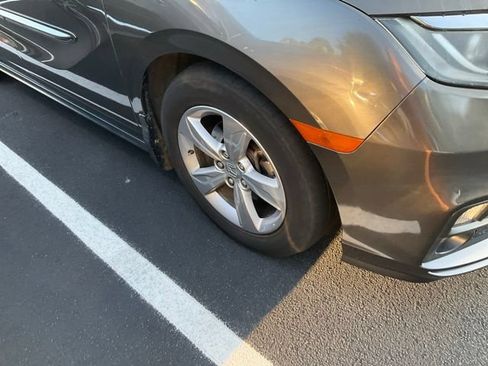 Used 2020 Honda Odyssey EX image 3