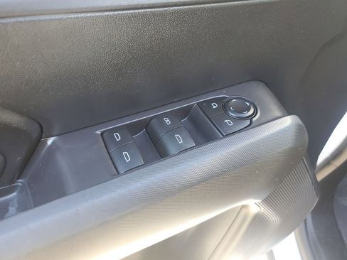 Used 2023 Chevrolet Colorado LT w/ LT Convenience Package II image 23